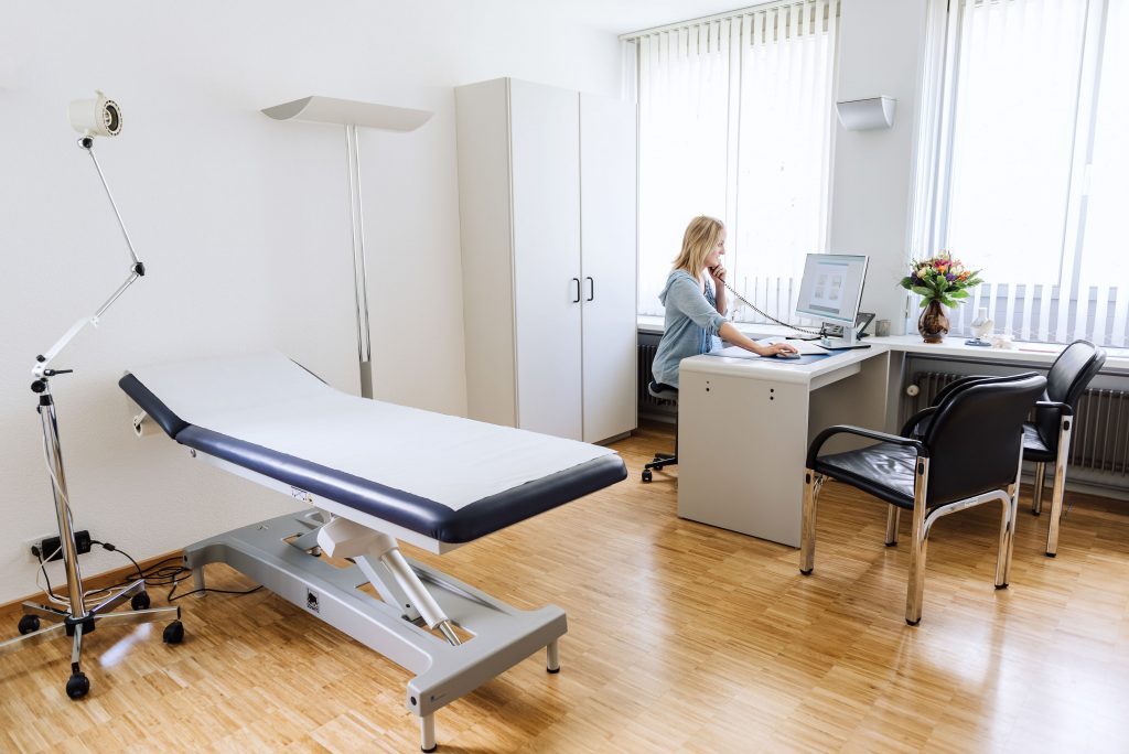 Praxis Für Orthopädie & Unfallchirurgie Eric Fischer Praxisräumlichkeiten | Ortho - Praxis - Fischer